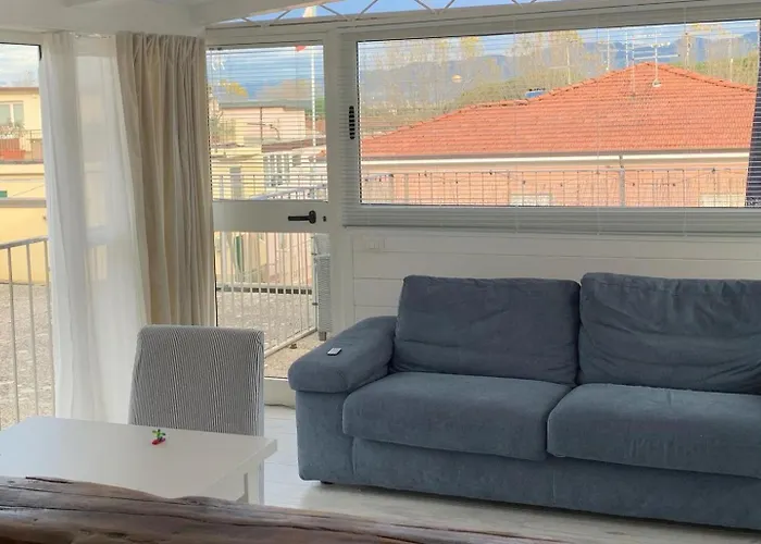 Appartamento Cosy With Terrace View In Sarzana Italy